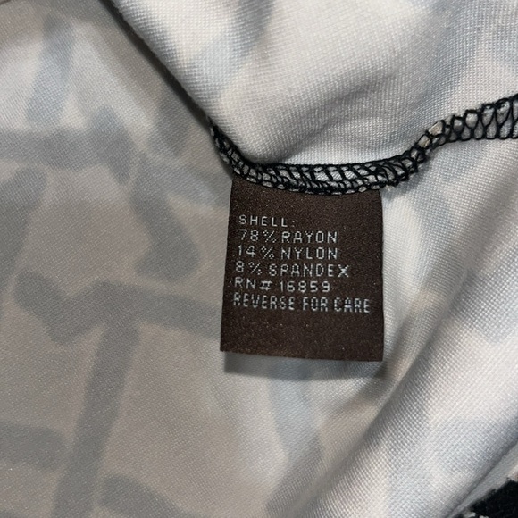 J. McLaughlin Devon 3/4 Sleeve Crew Neck Catalina Cloth Dress Black Tan Scribe M - Picture 10 of 10